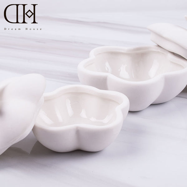 Ceramic Elegant Jar