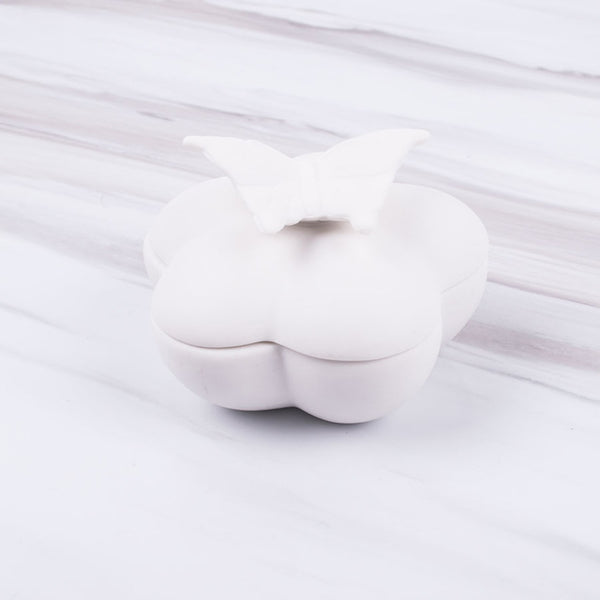 Ceramic Elegant Jar